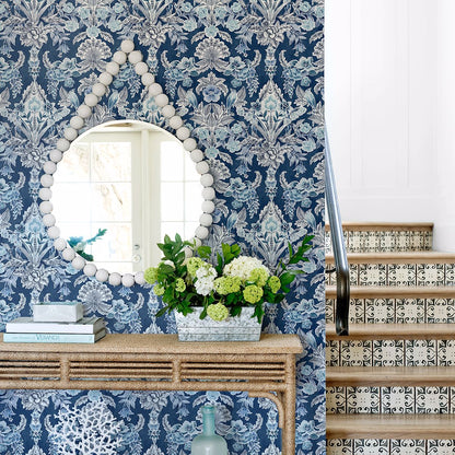 Vera Floral Damask