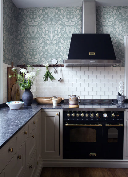 Berit Floral Crest